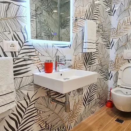 2v1 - Center 2 Apartman Tirana