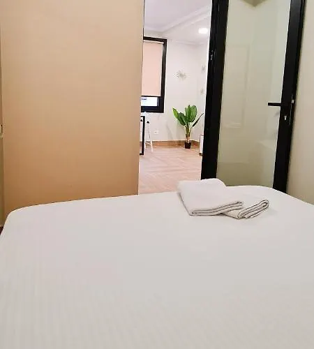 2v1 - Center 2 Lägenhet Tirana