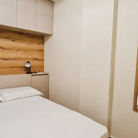 2v1 - Center 2 Apartment