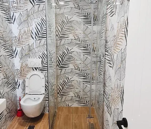 2v1 - Center 2 Apartamento Tirana